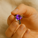 Bague en améthyste violette triangulaire