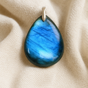Pendentifs en labradorite naturelle