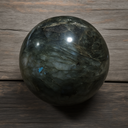 Boule polie en Labradorite