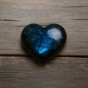 Labradorite en forme de cœur