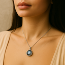 Collier avec pendentif en pierre de lune grise naturelle en argent Sterling s925