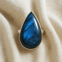 Bague élégante en labradorite véritable