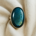 Bague élégante en labradorite véritable