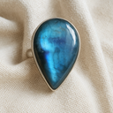 Bague élégante en labradorite véritable