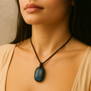 Collier pendentif en labradorite